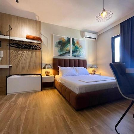Flori Apartments Sarandë Exterior foto