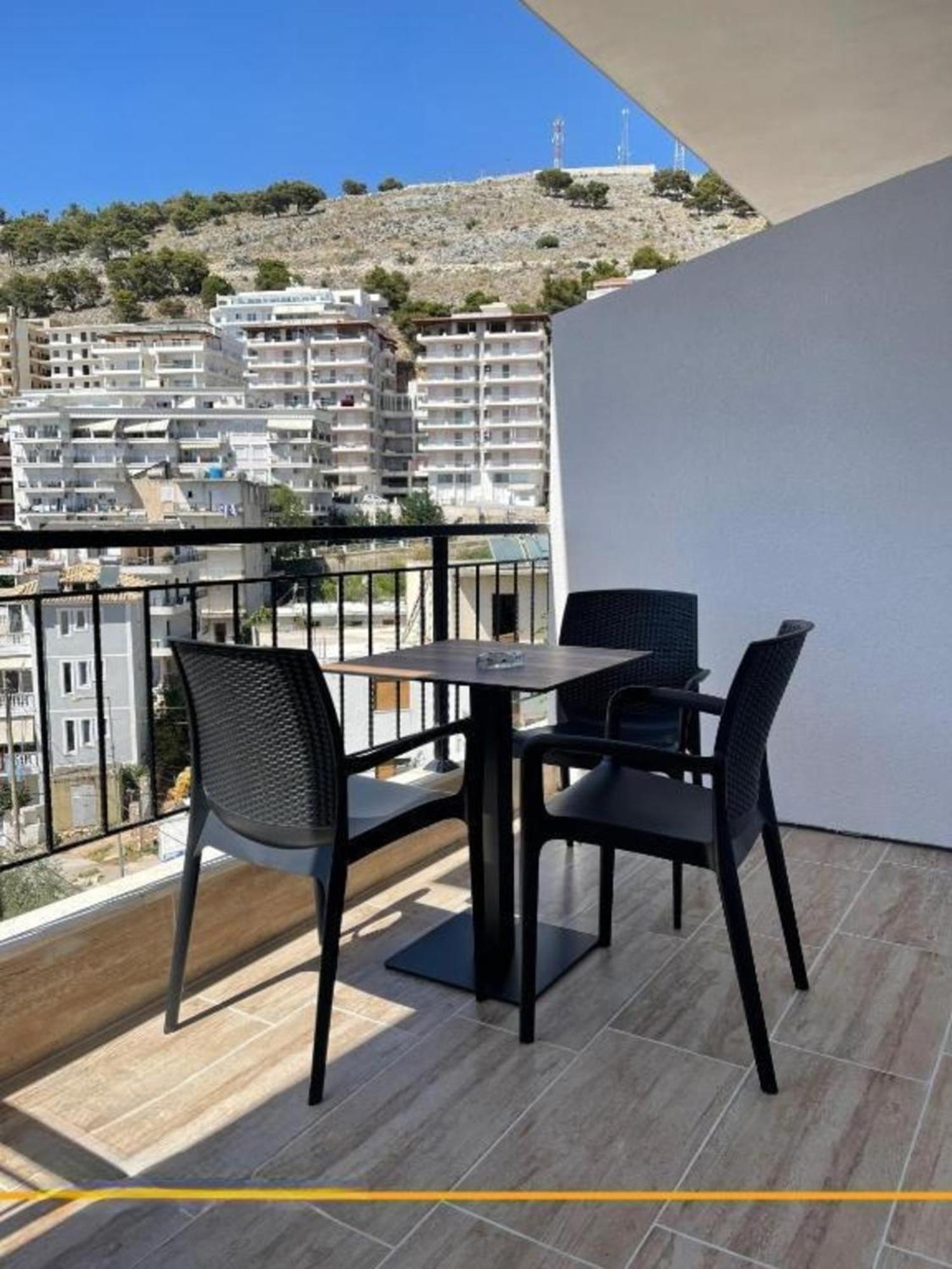 Flori Apartments Sarandë Exterior foto